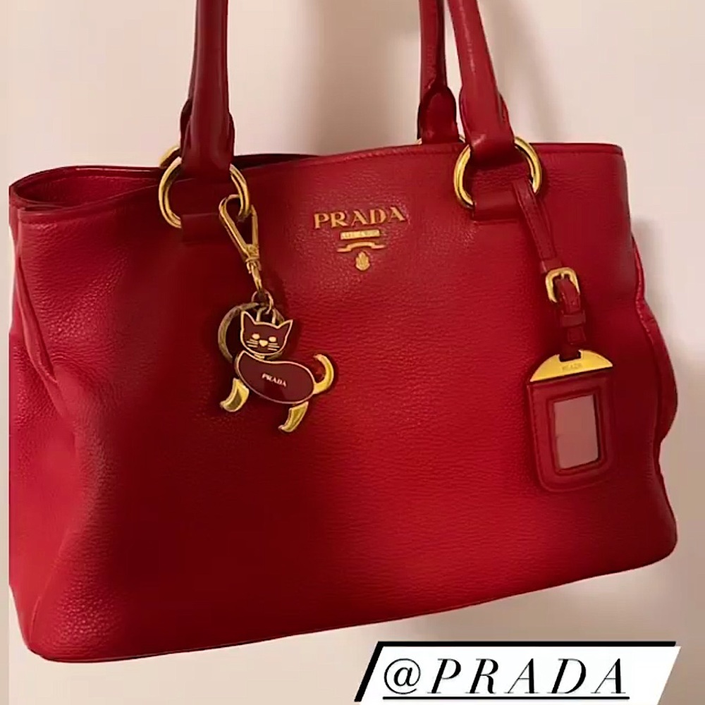 SEMI NEW @prada #pradabag